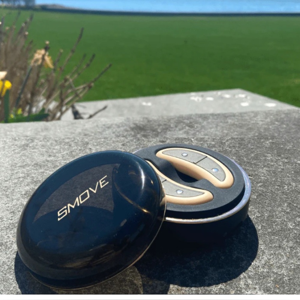 SMOVE Black and Tan Portable Device
